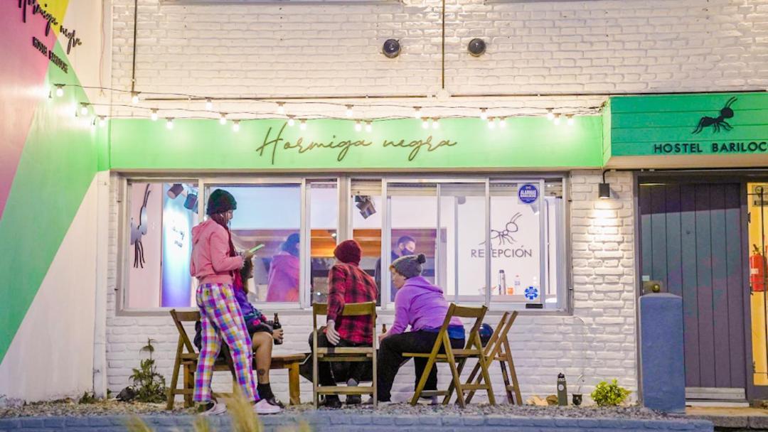 סן קרלוס דה ברילוצ'ה Hostel Hormiga Negra מראה חיצוני תמונה